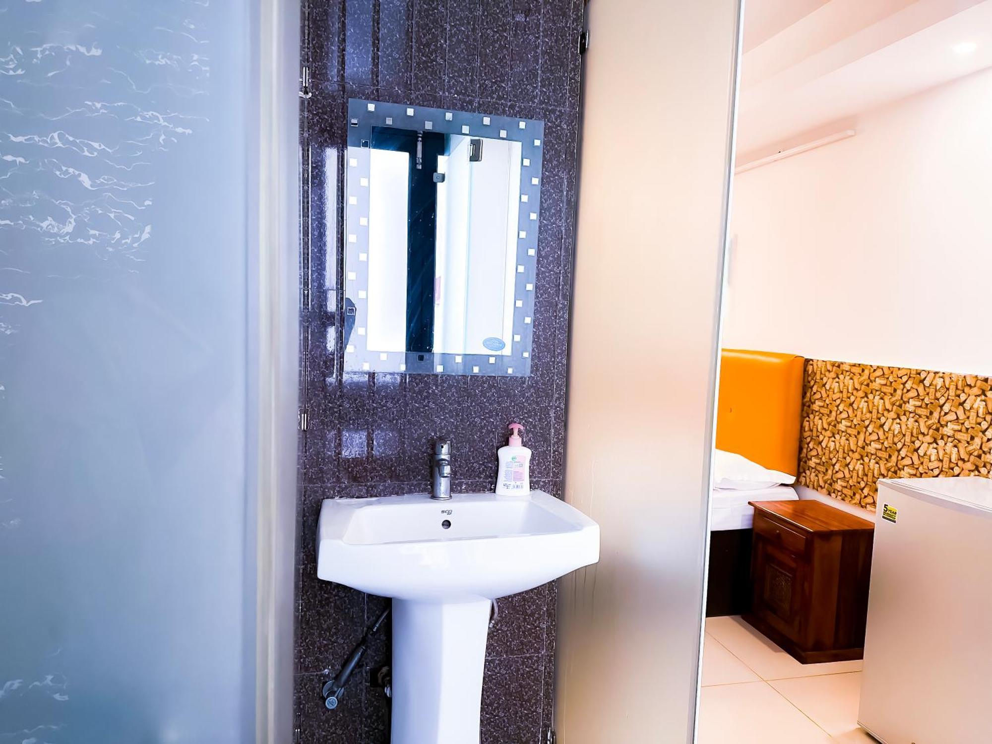 Hauz Khas House Bed & Breakfast นิวเดลี ภายนอก รูปภาพ