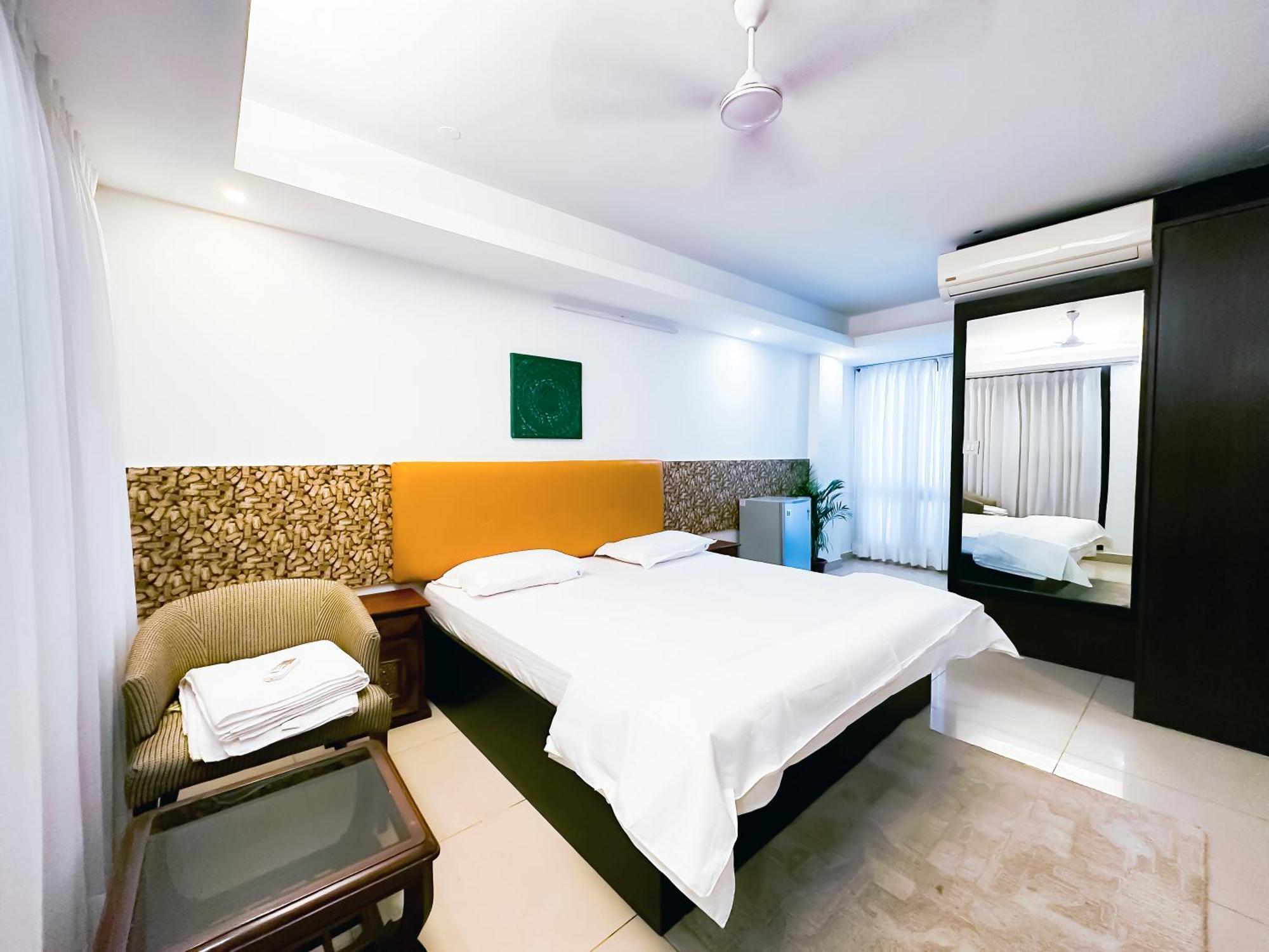 Hauz Khas House Bed & Breakfast นิวเดลี ภายนอก รูปภาพ